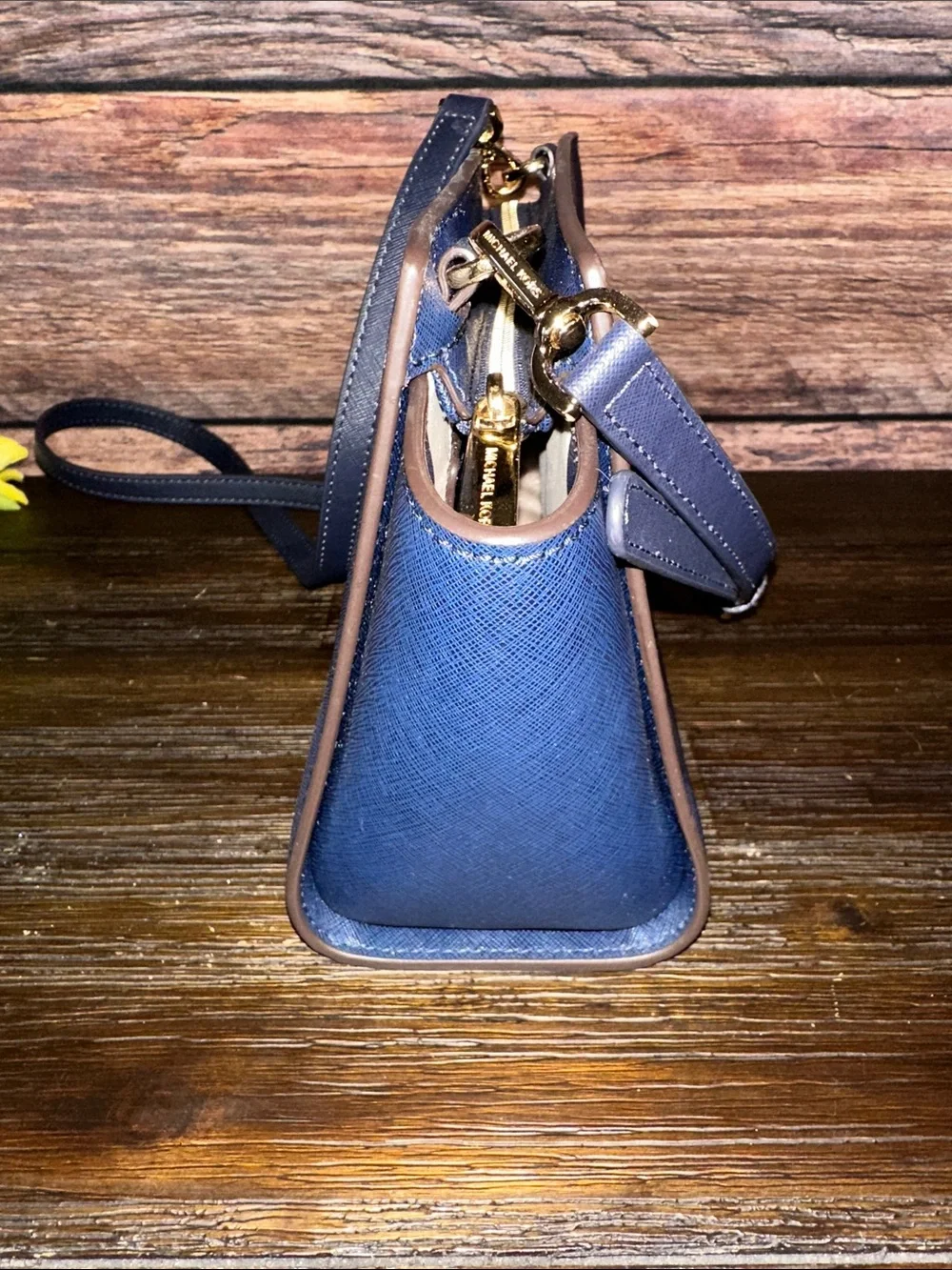 Michael Kors Selma Medium Messenger Navy Saffiano Crossbody with Gold Hardware